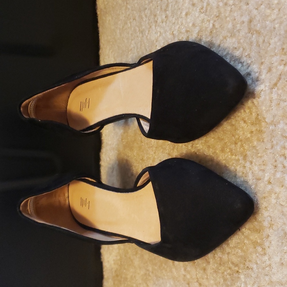 Black dress shoes, unknown brand, size 8.5